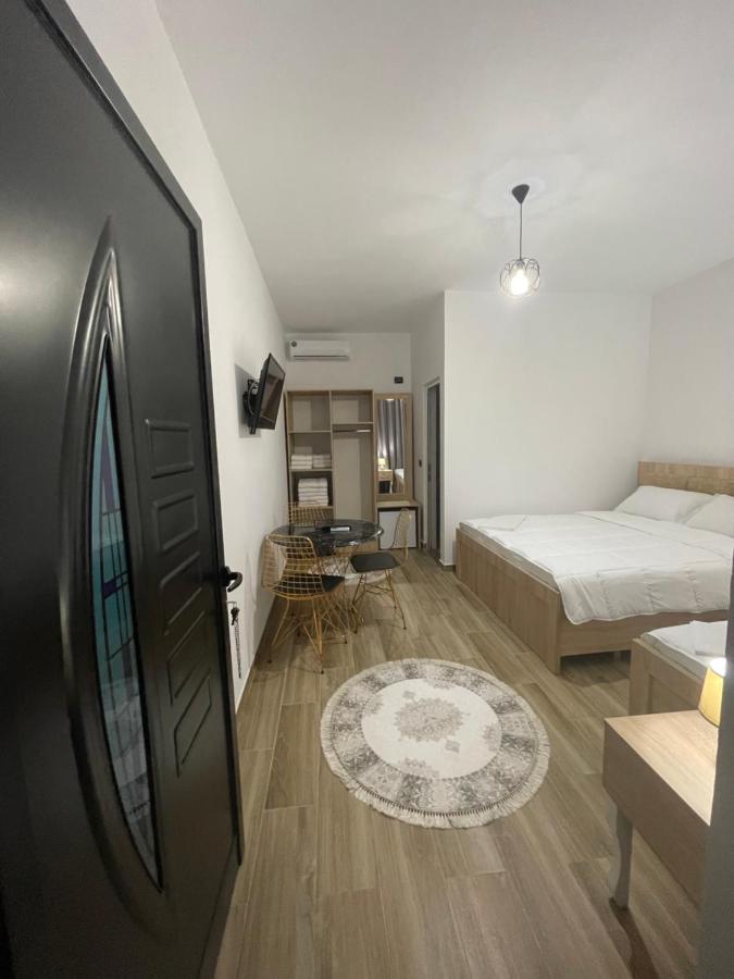 Four Generation Hotel Široka Dış mekan fotoğraf