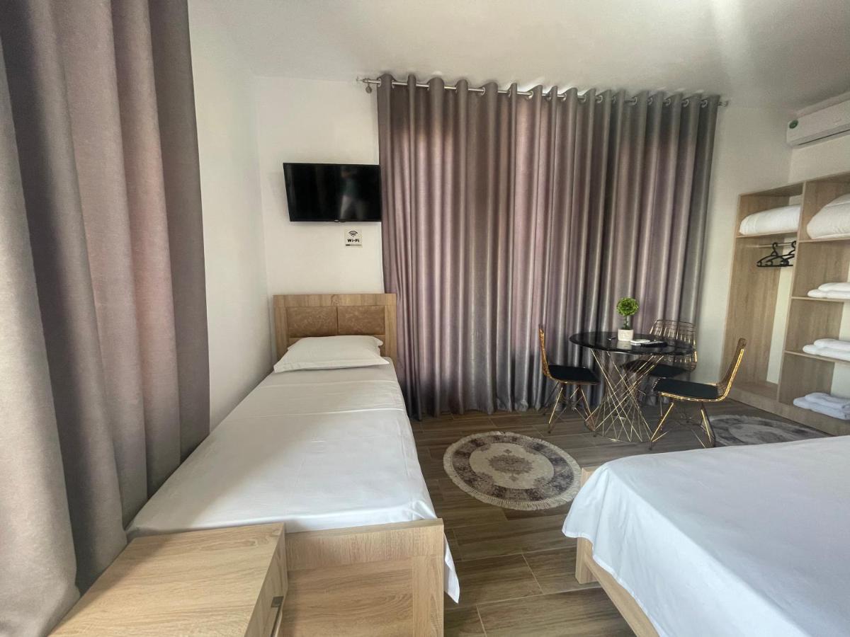 Four Generation Hotel Široka Dış mekan fotoğraf