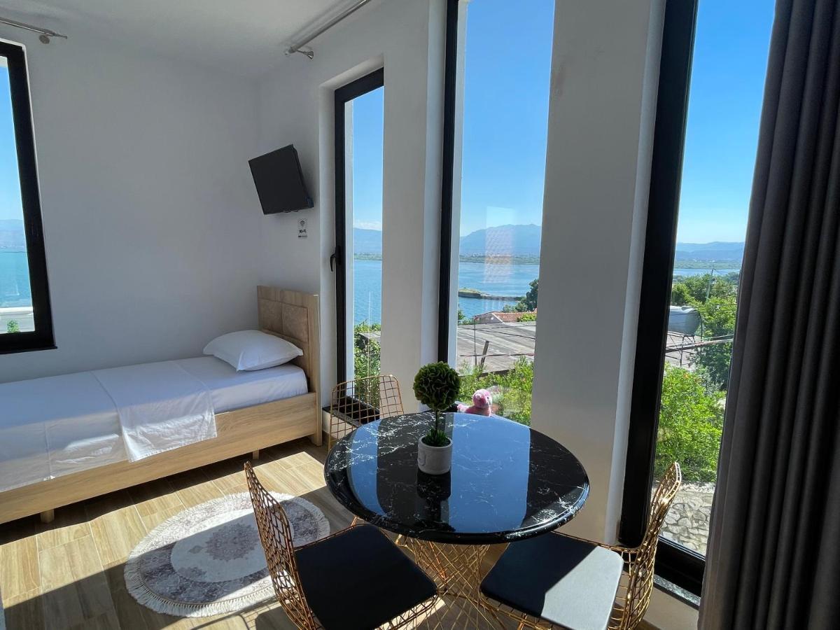 Four Generation Hotel Široka Dış mekan fotoğraf