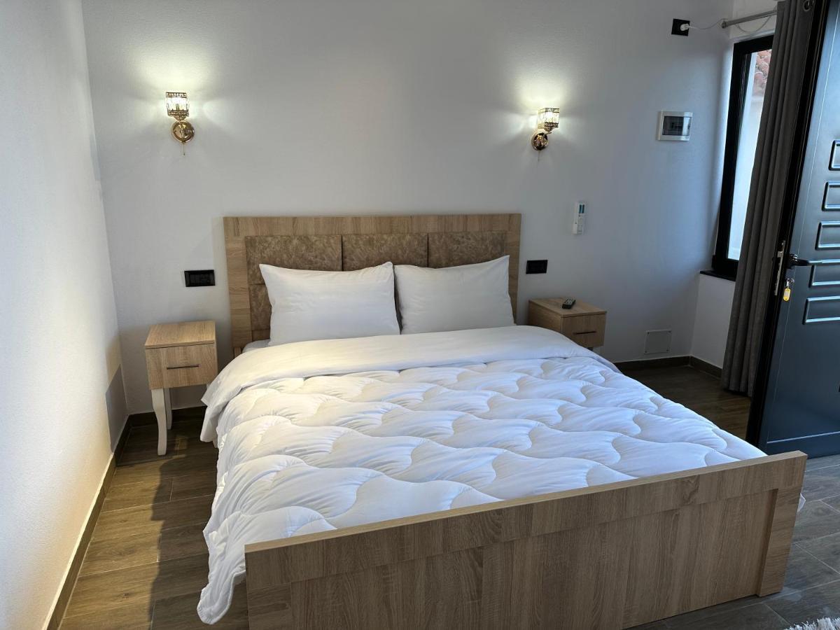Four Generation Hotel Široka Dış mekan fotoğraf