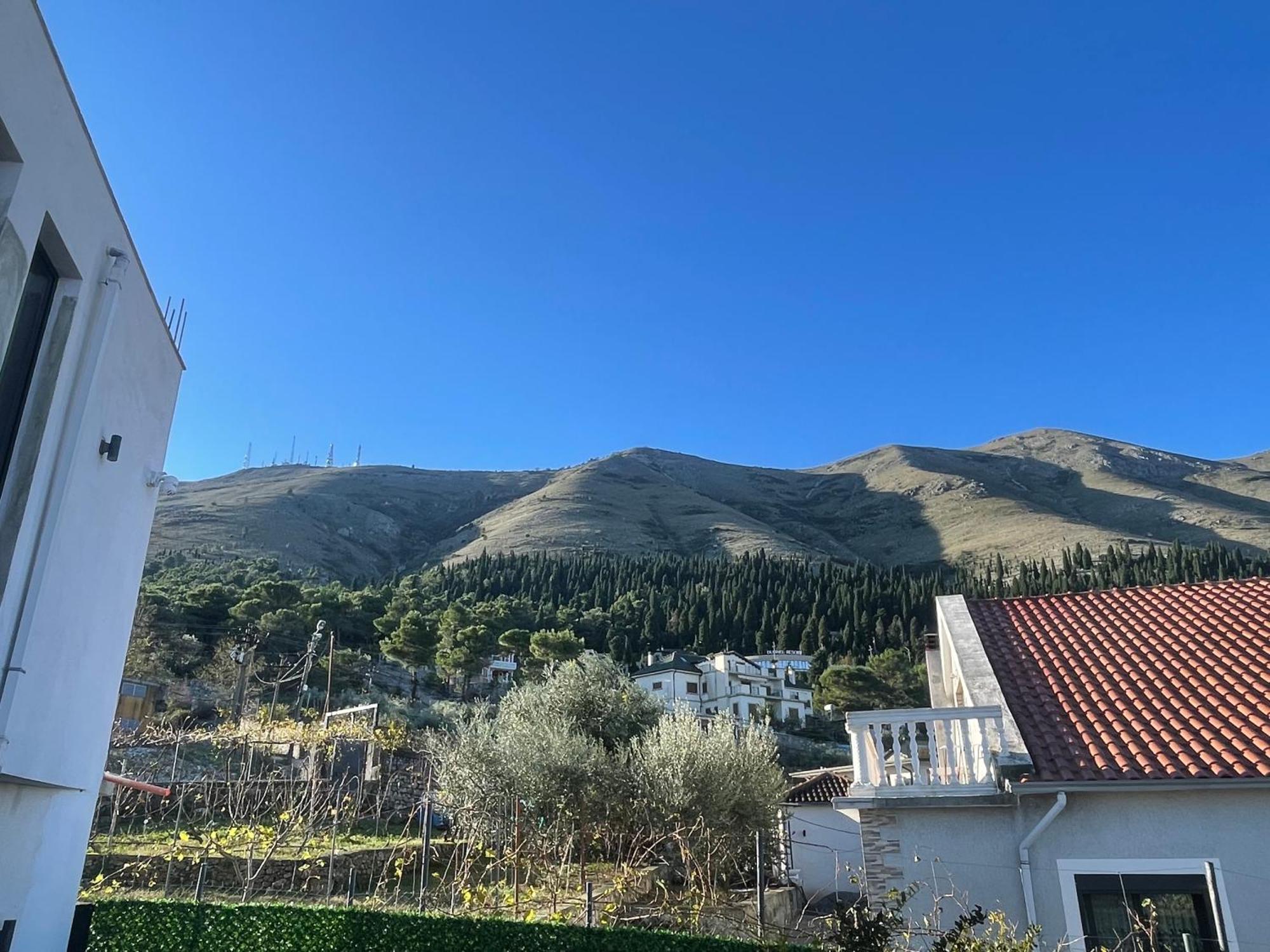 Four Generation Hotel Široka Dış mekan fotoğraf